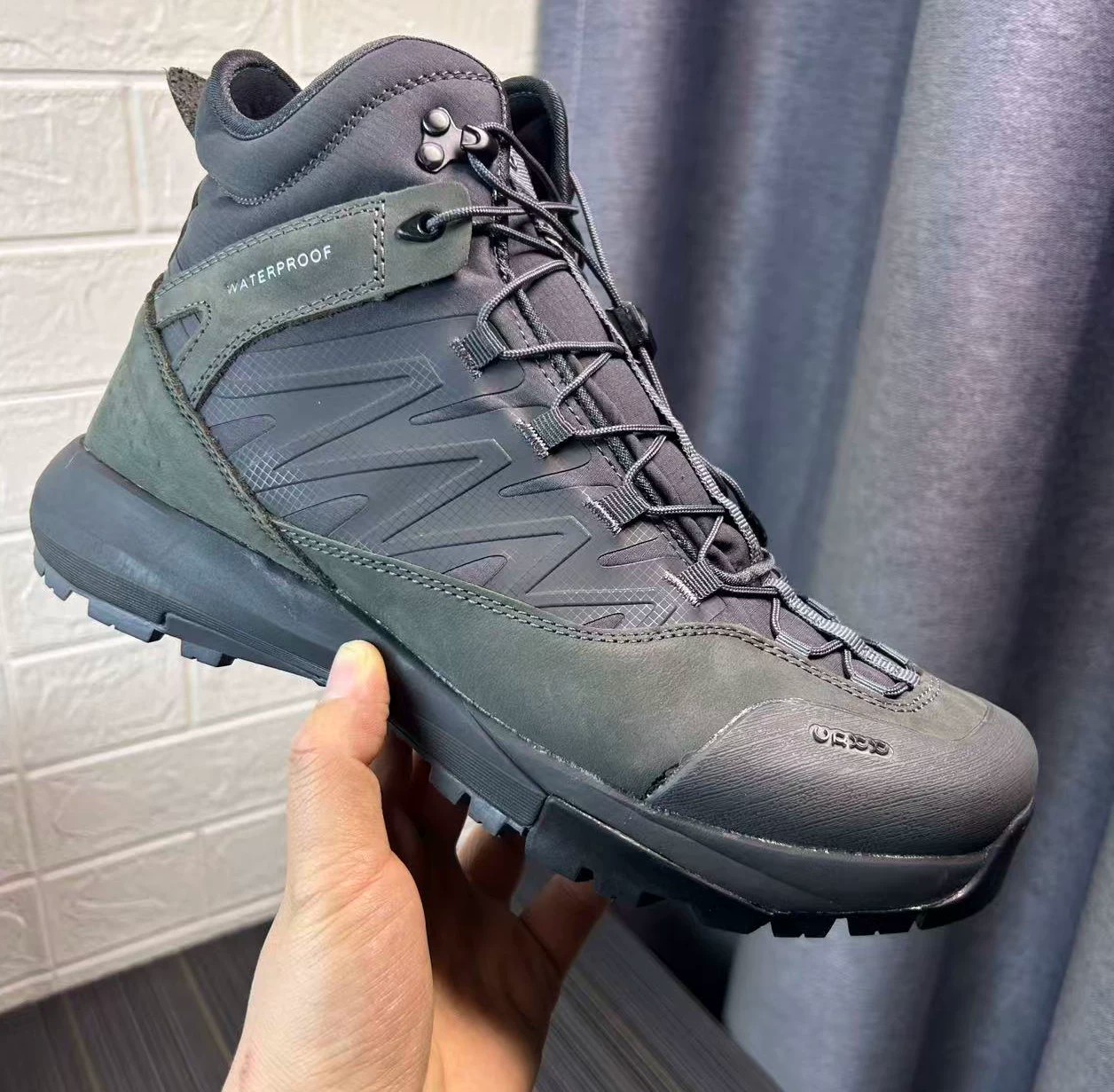 High Top Hiking Leather Shoes  - Streetwear Brand New 评论和价格