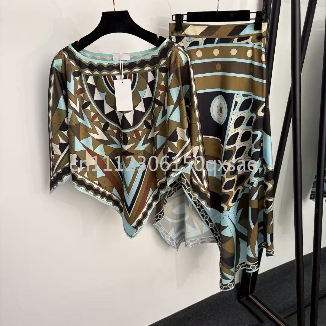 Luxury Design Women's Black Cl - Streetwear Brand With A Logo 评论和价格
