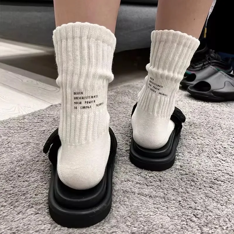 Cotton Letter Socks Men and Wo - Fear Of God Essential 评论和价格