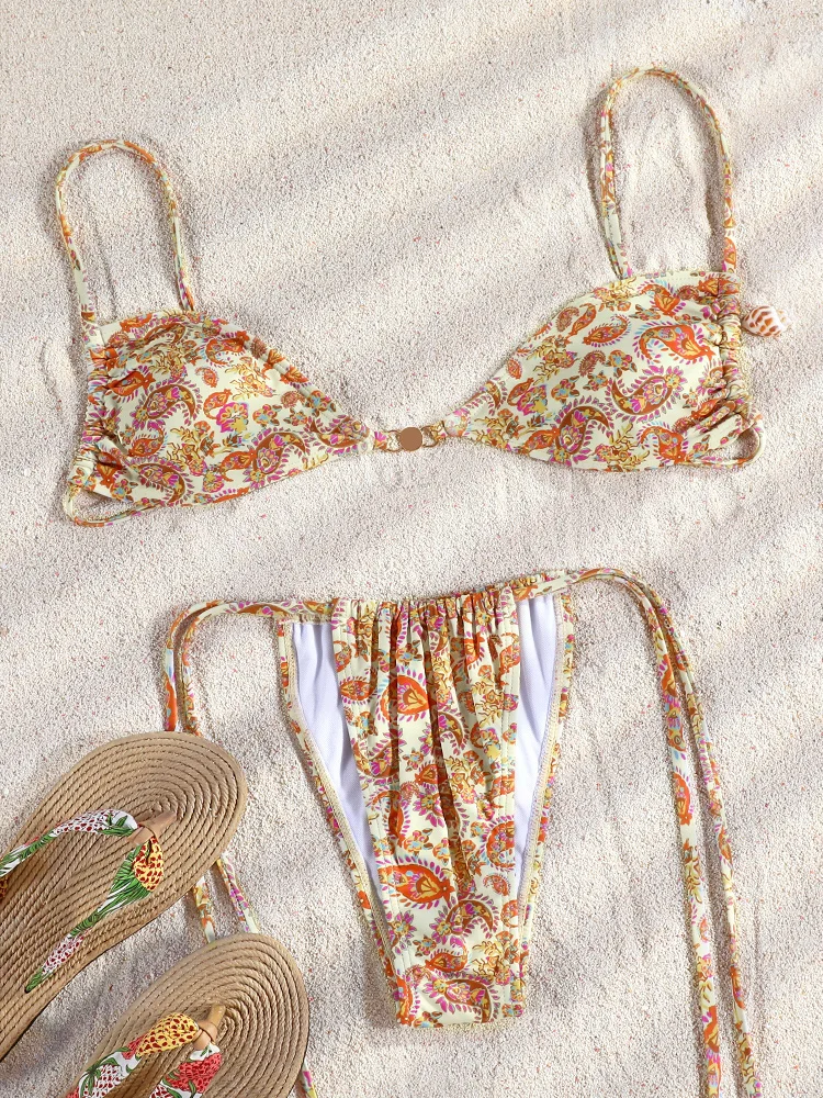 Two Piece Suit Bikinis 2025 NE - A Bathing Ape Camo 评论和价格
