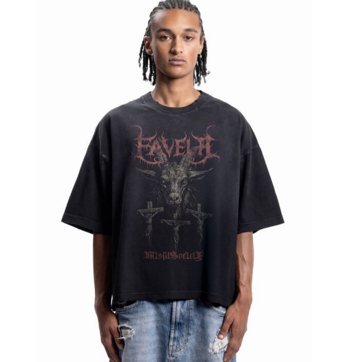 Sacred Heart Metal Font Street - Streetwear Brand Fonts 评论和价格